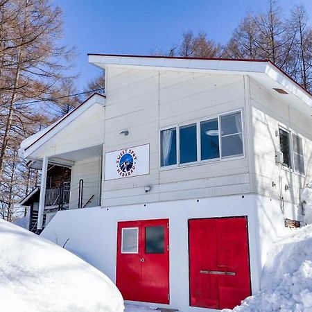 飯山市 Sweet Spot Madarao Bed & Breakfast エクステリア 写真