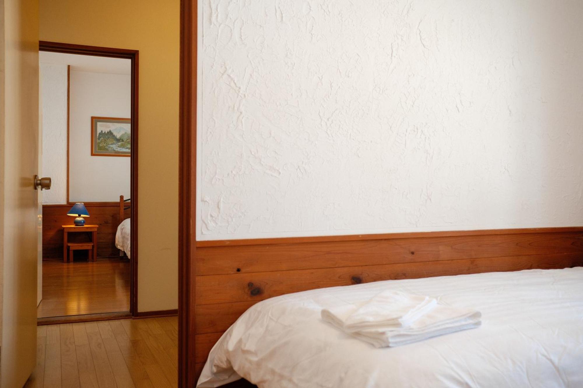 飯山市 Sweet Spot Madarao Bed & Breakfast エクステリア 写真